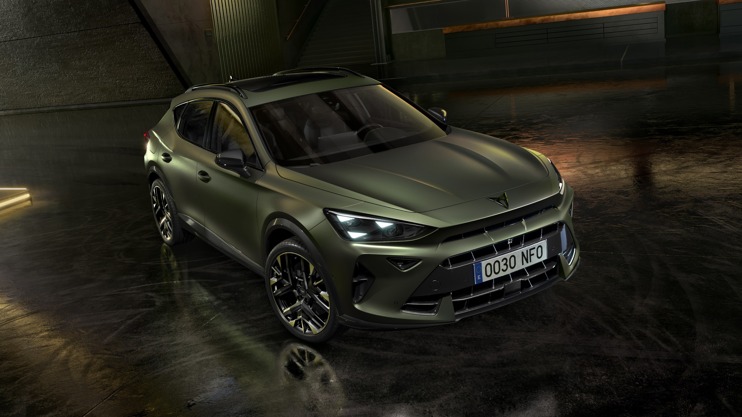 CUPRA Formentor Tribe edition vista trequarti frontale