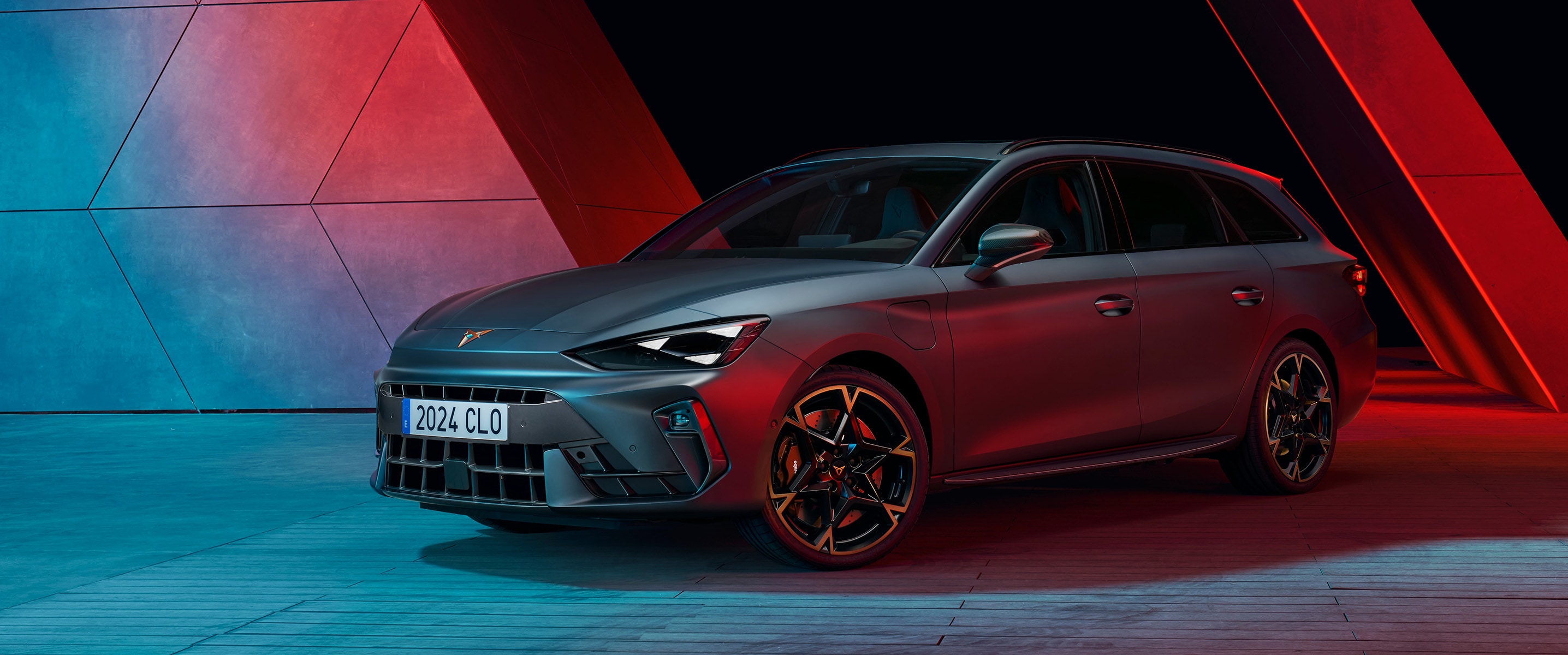 Nuova CUPRA Leon e-HYBRID