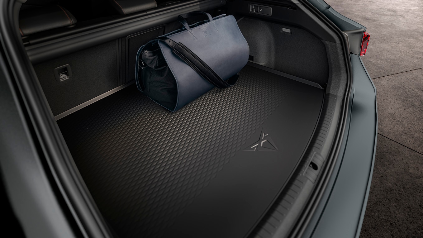 semirigid boot tray accessory for the new cupra leon sportstourer. semirigid boot tray accessory for the new cupra leon sportstourer.