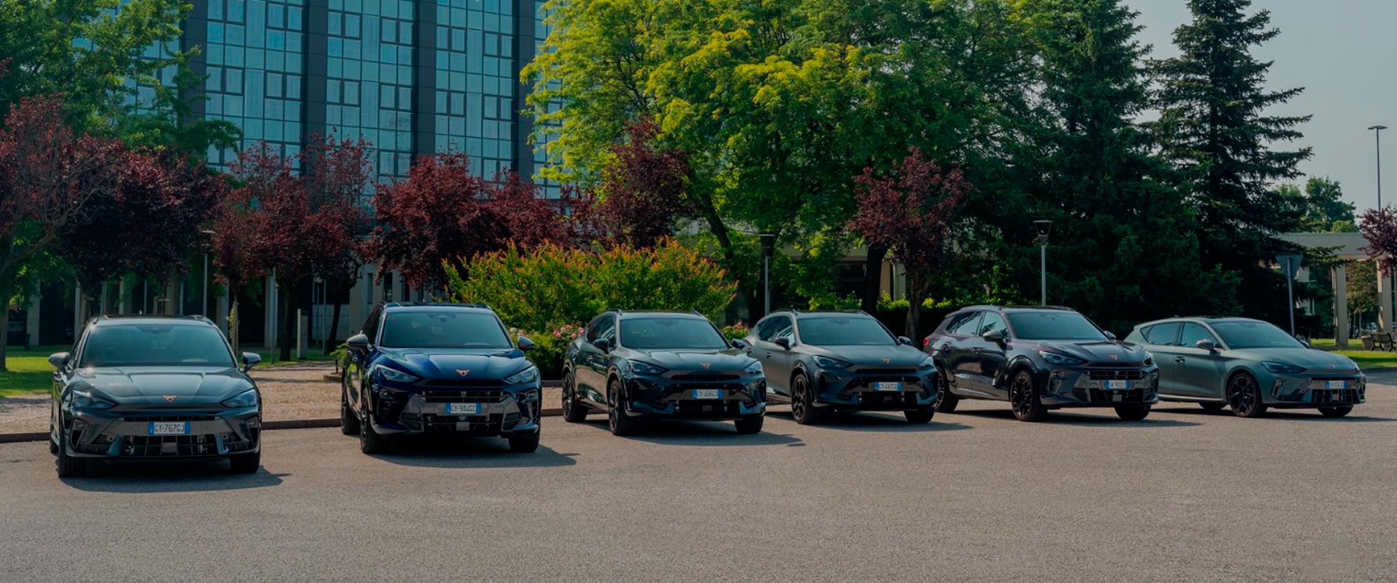 SCOPRI LA GAMMA CUPRA E-HYBRID
