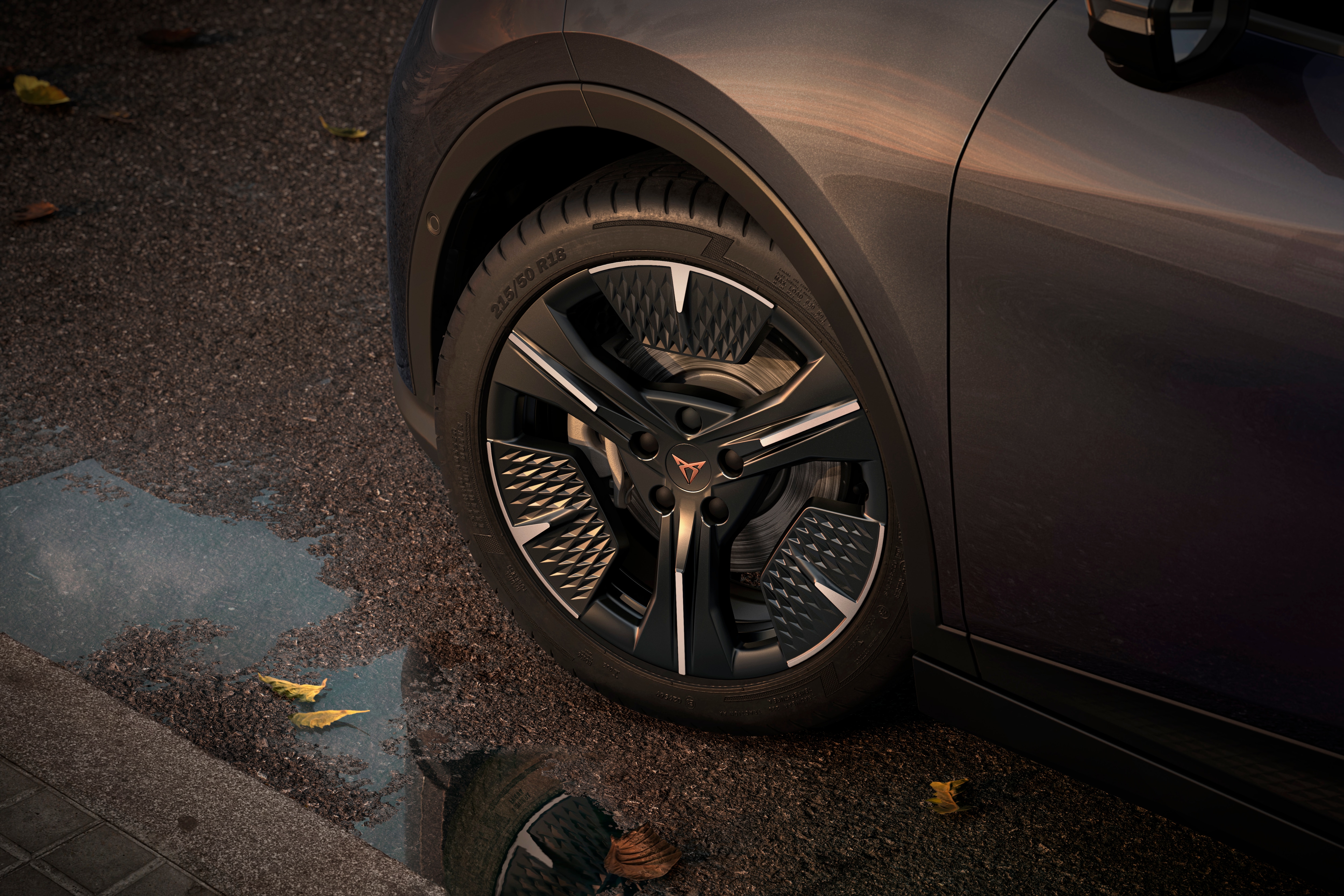 Dettaglio dei cerchi CUPRA Raval Machined Copper