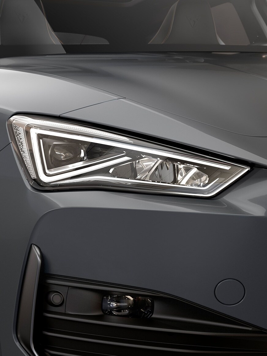 Fanale a LED di nuova CUPRA Leon Sportstourer e-HYBRID Family in grafene