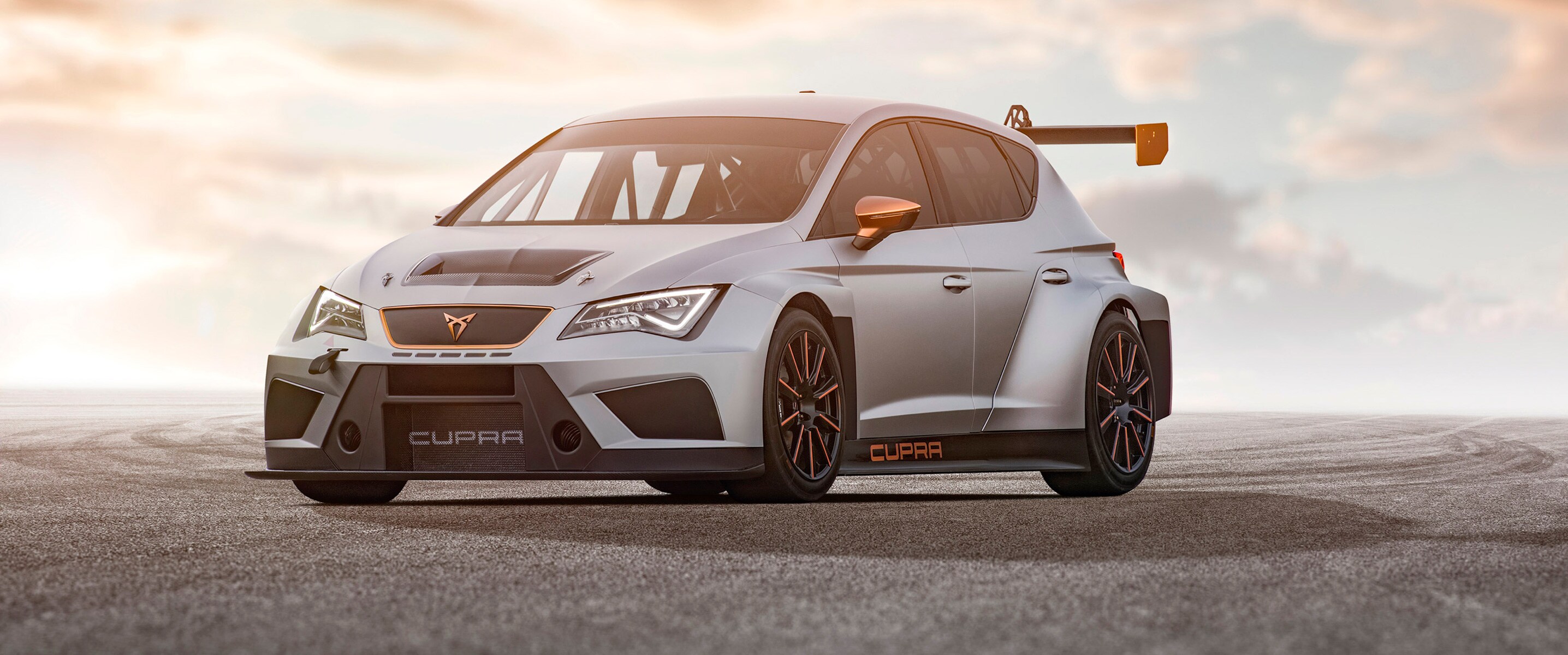 Panoramica CUPRA TCR