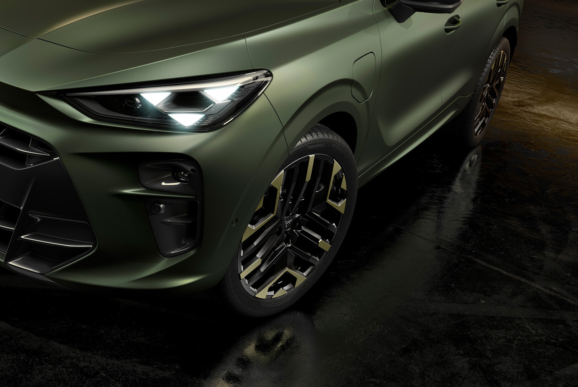 Immagine della CUPRA Terramar Tribe Edition con cerchi in lega da 20 pollici che si combinano perfettamente con le linee di design dell'auto.